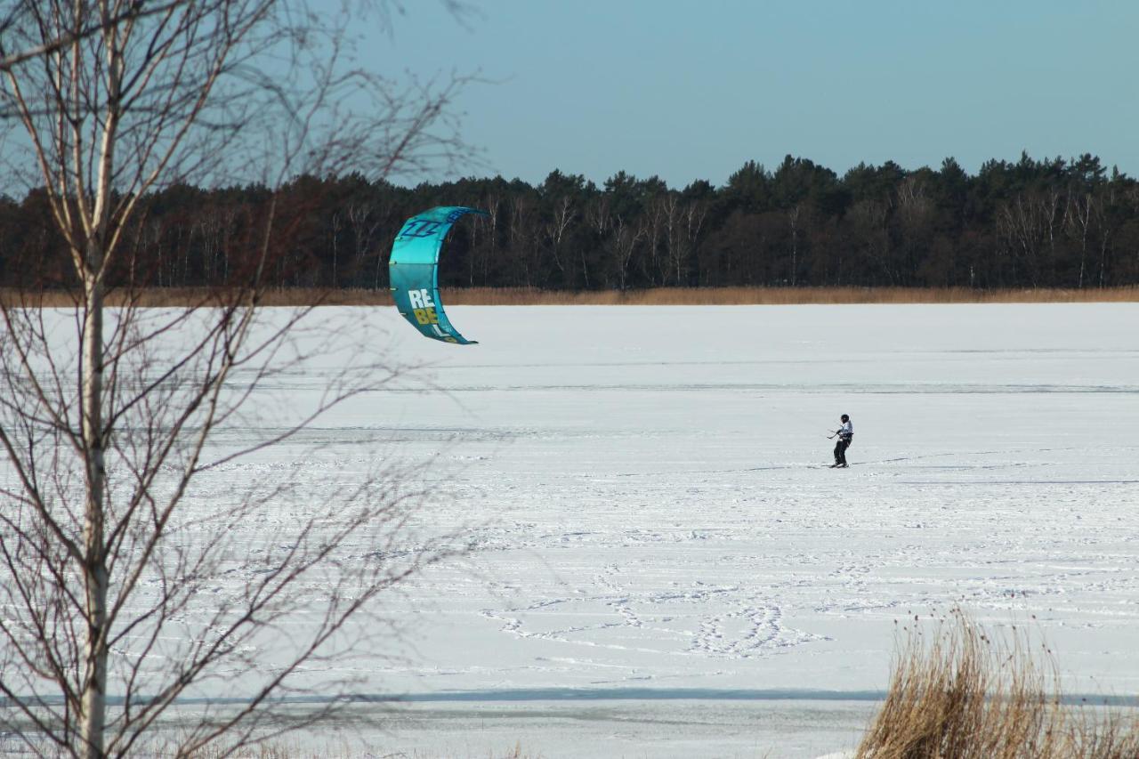 Kite Marina Sarbsk Hotel Bagian luar foto
